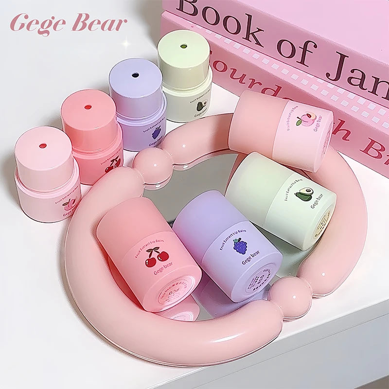 Gege Bear Fruit Extract Lip Balm Moisturizing and Anti-Cracking Lip Gloss in Autumn and Winter